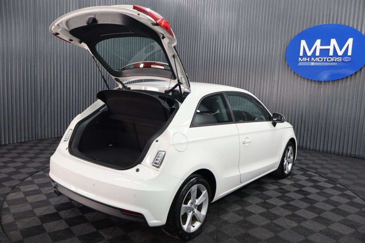 2017 AUDI A1 2017 AUDI A1