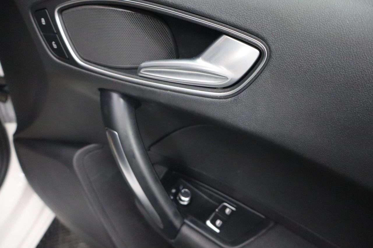 2017 AUDI A1 2017 AUDI A1