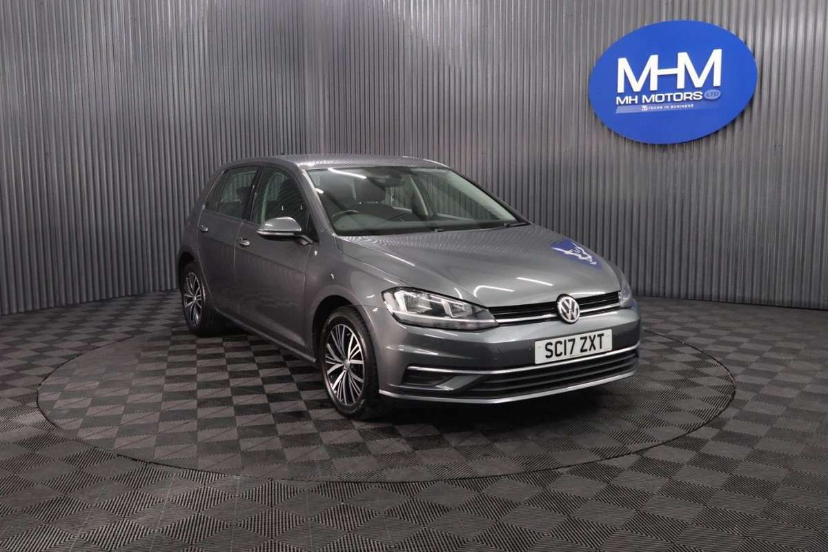 Check out this Volkswagen Golf 2017 Diesel Manual