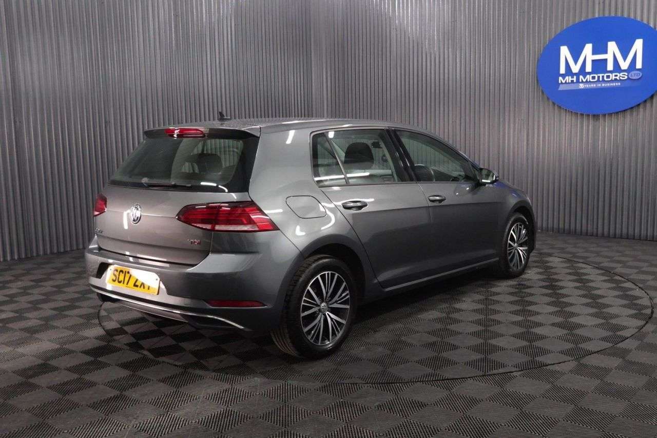 2017 VOLKSWAGEN GOLF 2017 VOLKSWAGEN GOLF