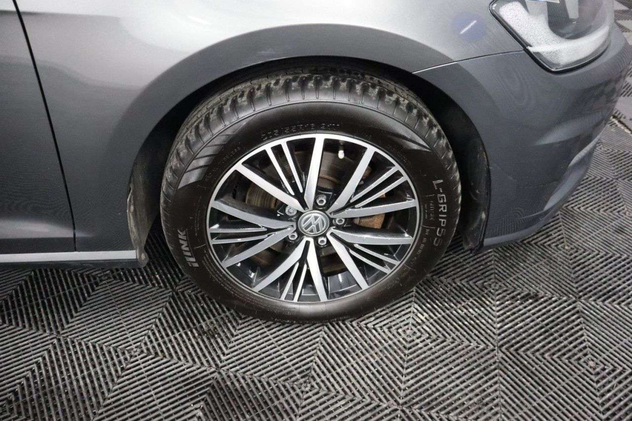 2017 VOLKSWAGEN GOLF 2017 VOLKSWAGEN GOLF