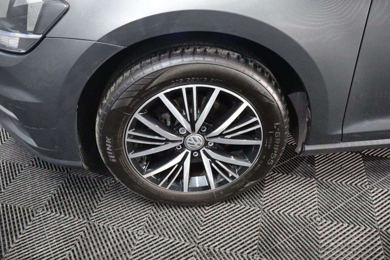 2017 VOLKSWAGEN GOLF 2017 VOLKSWAGEN GOLF