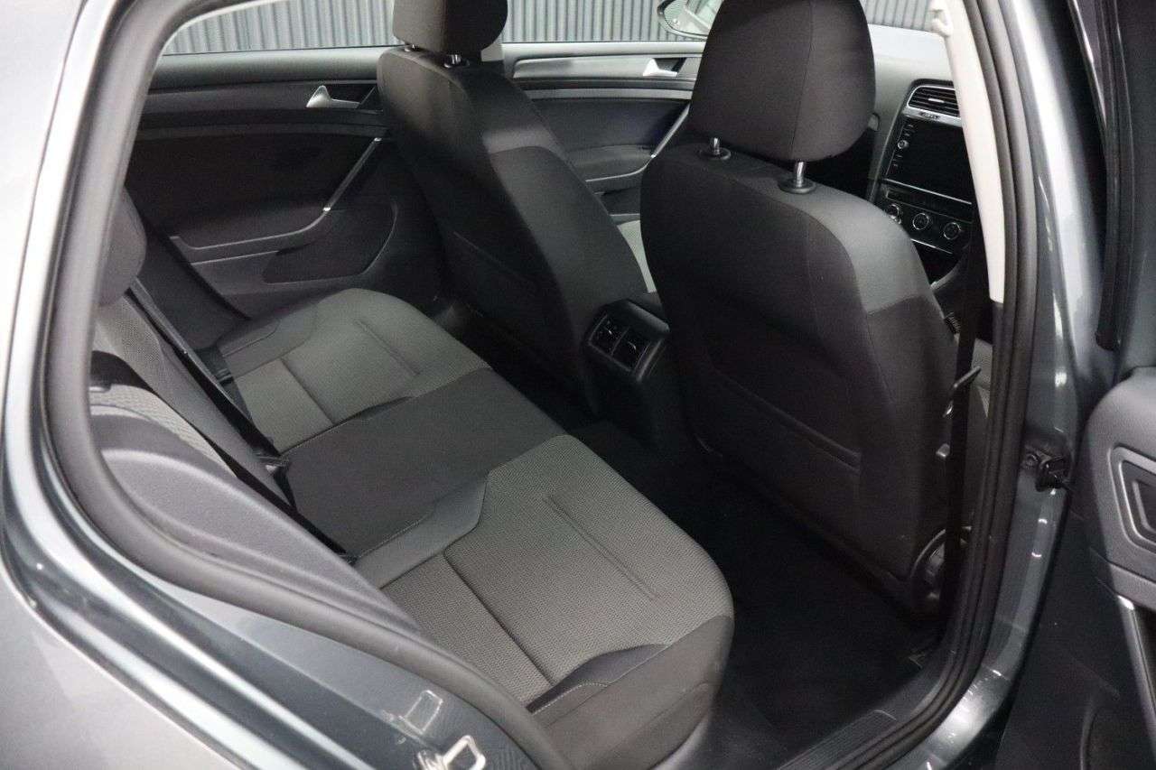 2017 VOLKSWAGEN GOLF 2017 VOLKSWAGEN GOLF