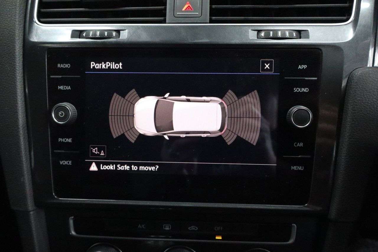 2017 VOLKSWAGEN GOLF 2017 VOLKSWAGEN GOLF