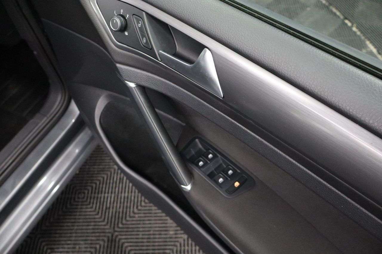 2017 VOLKSWAGEN GOLF 2017 VOLKSWAGEN GOLF