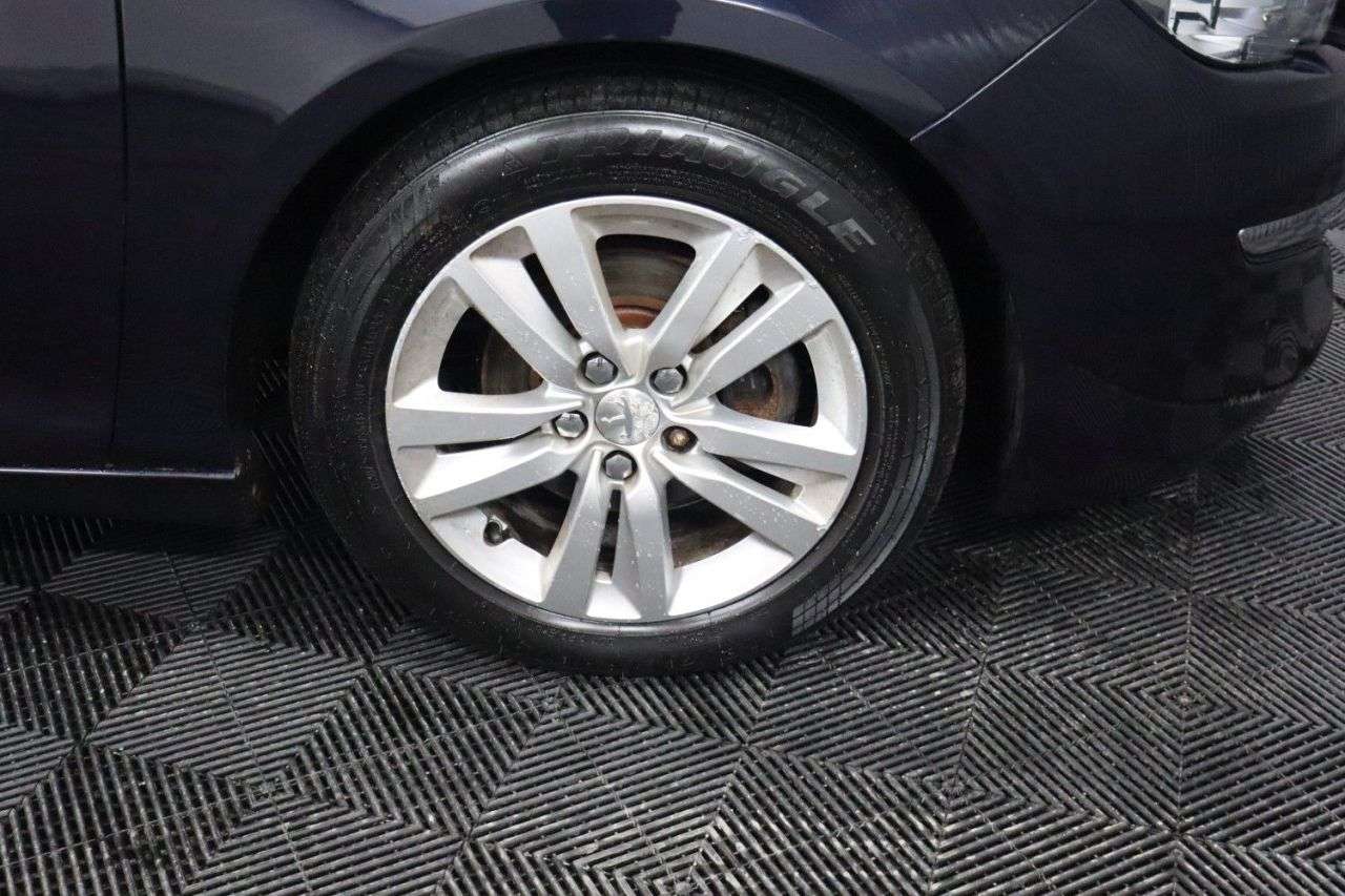 2016 PEUGEOT 308 2016 PEUGEOT 308