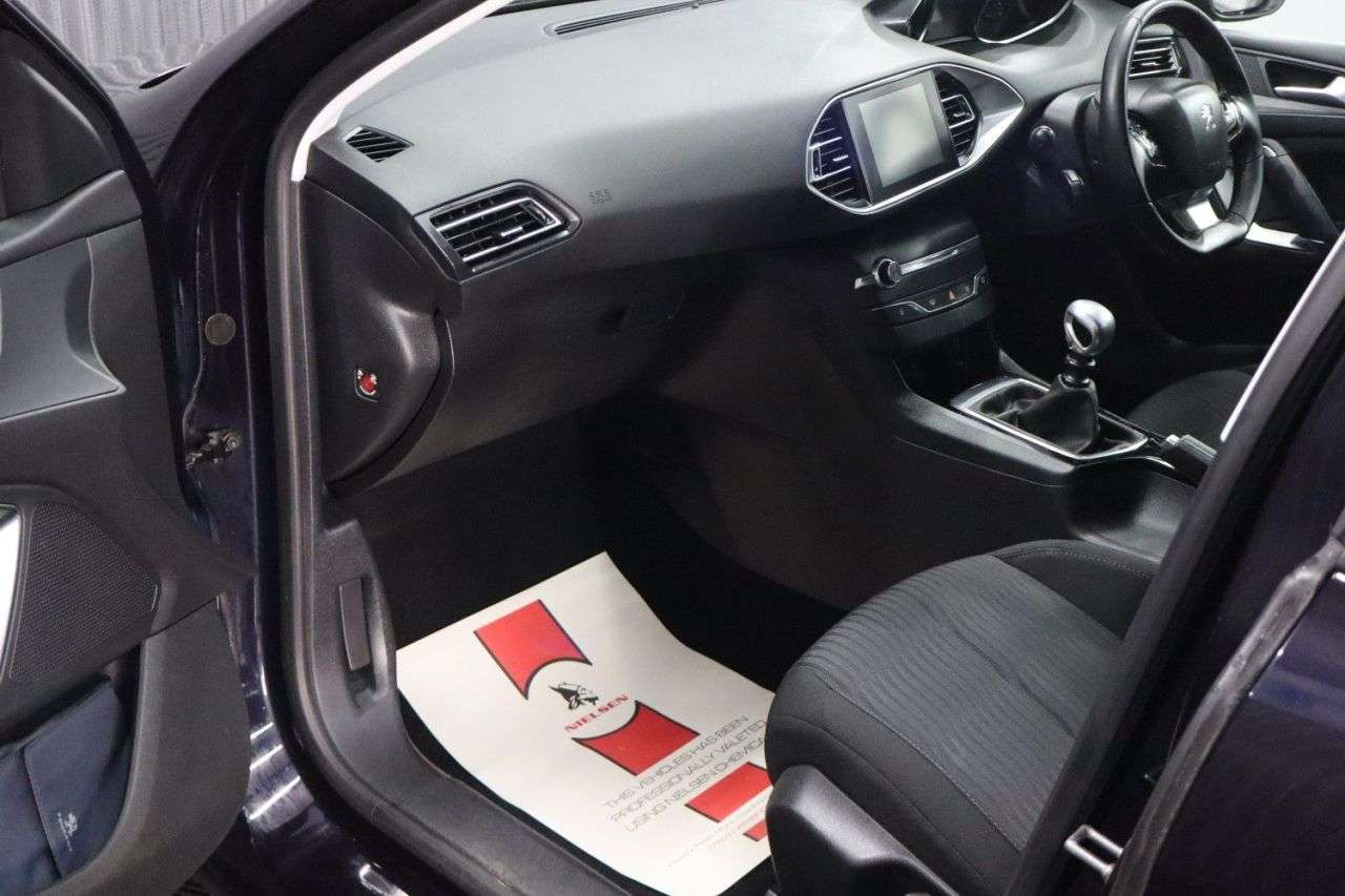 2016 PEUGEOT 308 2016 PEUGEOT 308