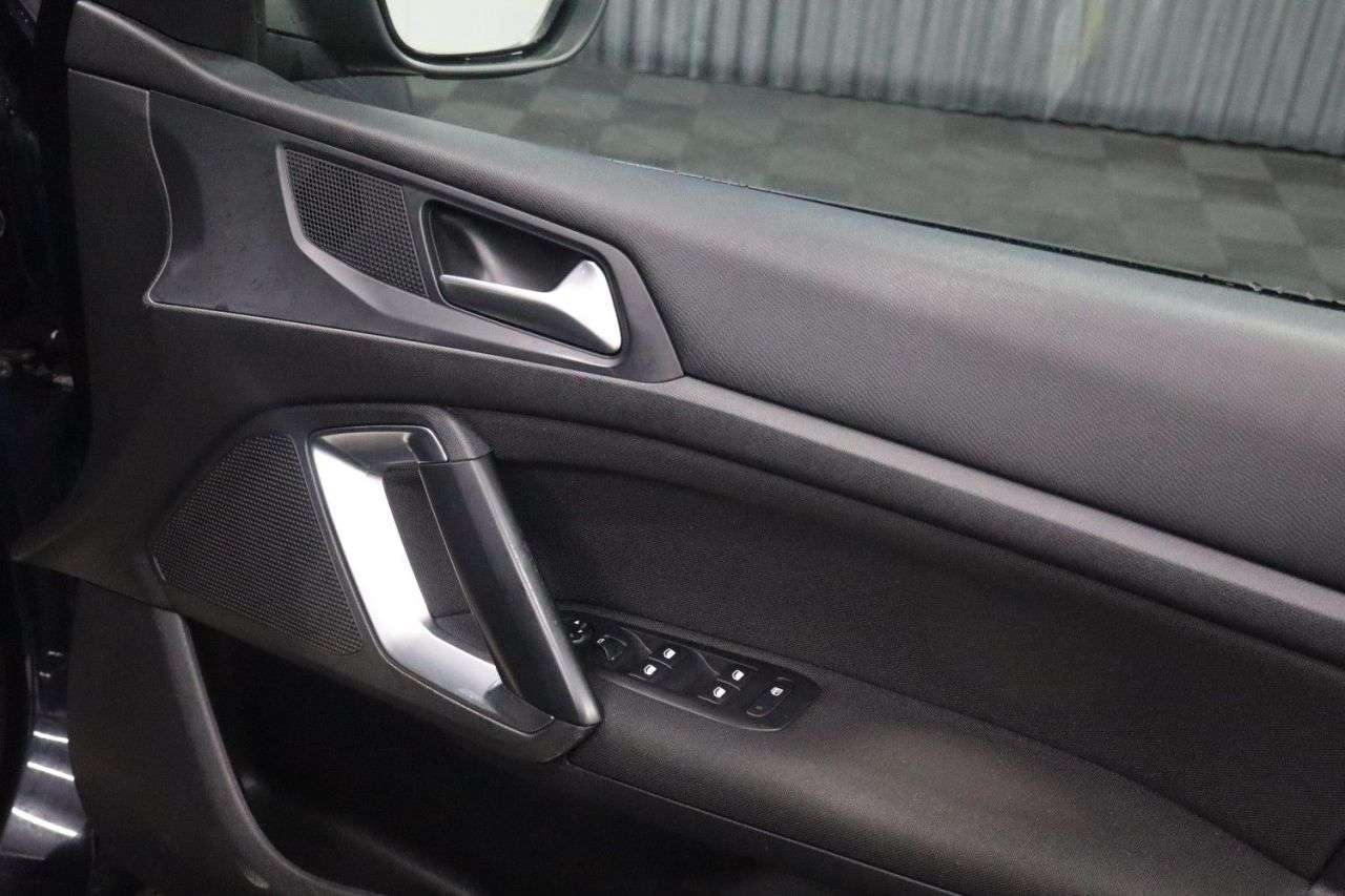 2016 PEUGEOT 308 2016 PEUGEOT 308