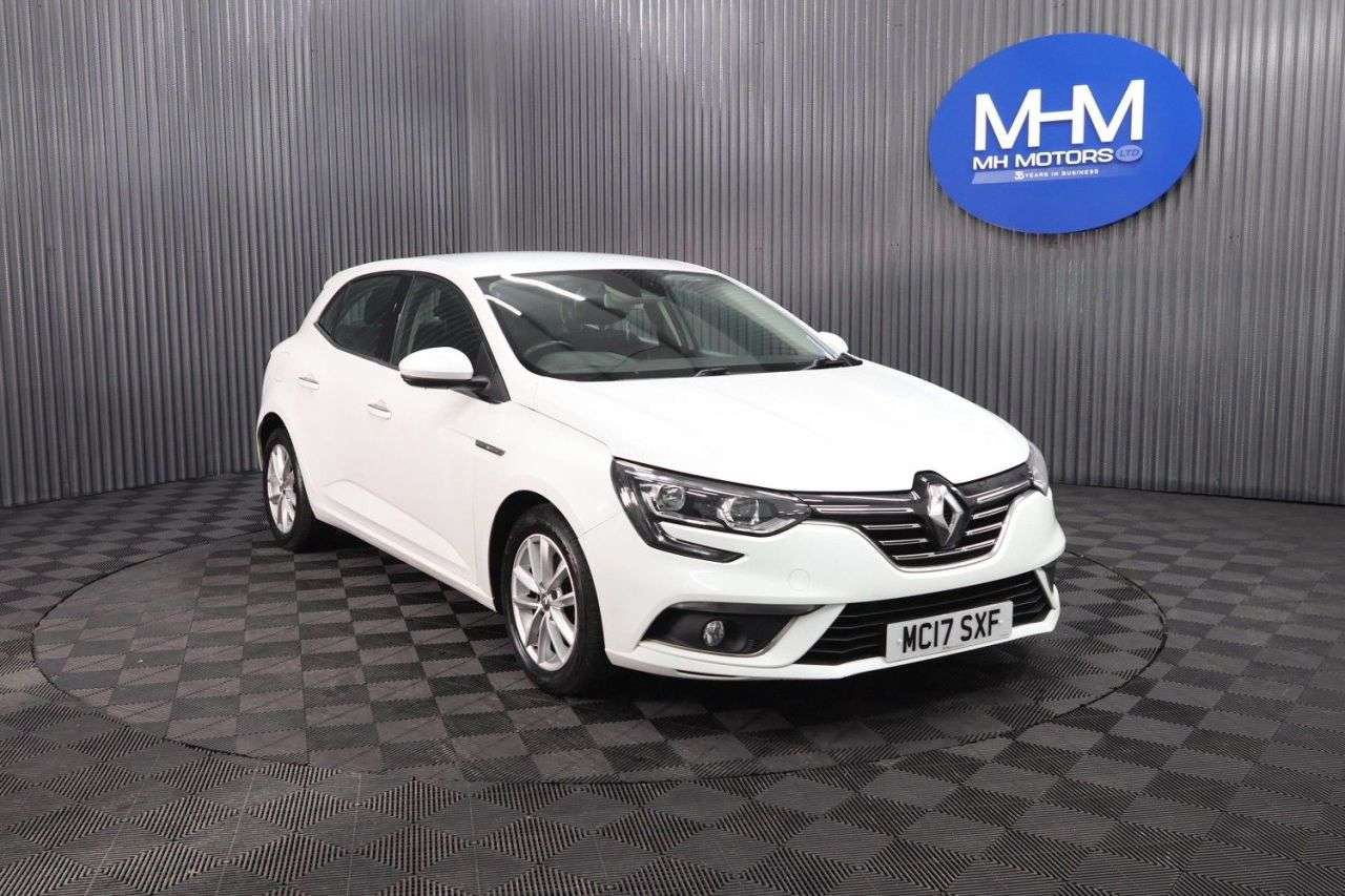 A 2017 RENAULT MEGANE 1.5 dCi Dynamique Nav Hatchback 5dr Diesel Manual Euro 6 (s/s) (110 ps) CRU A 2017 RENAULT MEGANE 1.5 dCi Dynamique Nav Hatchback 5dr Diesel Manual Euro 6 (s/s) (110 ps) CRU