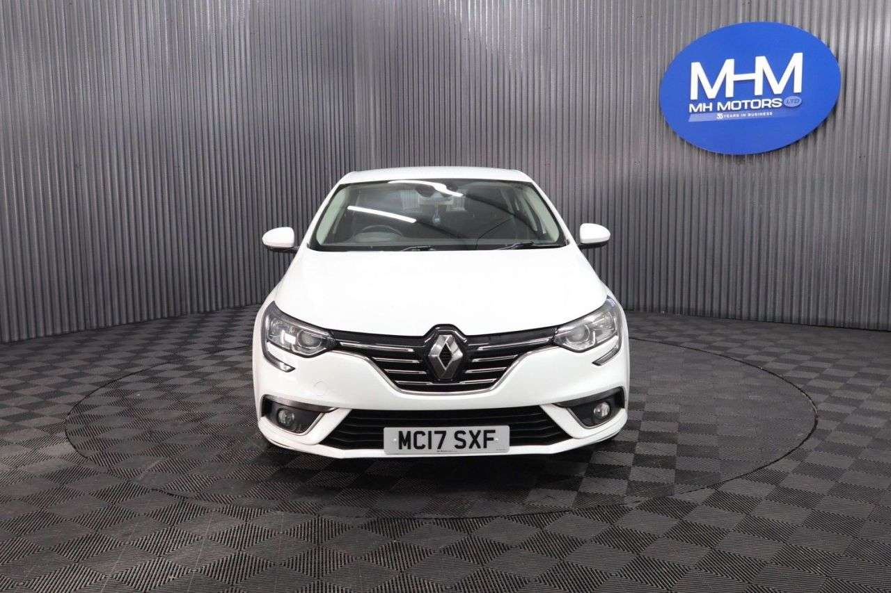 A 2017 RENAULT MEGANE 1.5 dCi Dynamique Nav Hatchback 5dr Diesel Manual Euro 6 (s/s) (110 ps) CRU A 2017 RENAULT MEGANE 1.5 dCi Dynamique Nav Hatchback 5dr Diesel Manual Euro 6 (s/s) (110 ps) CRU
