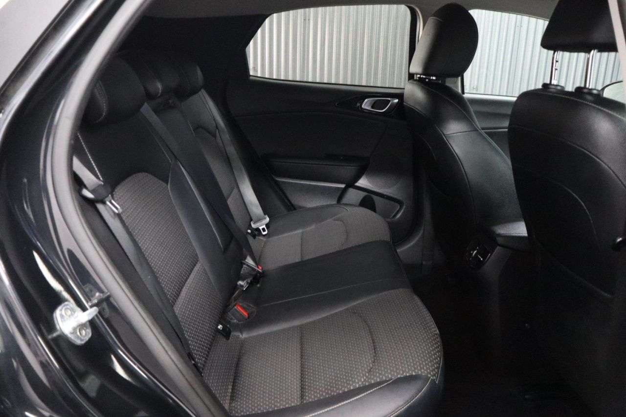 2021 KIA XCEED 2021 KIA XCEED