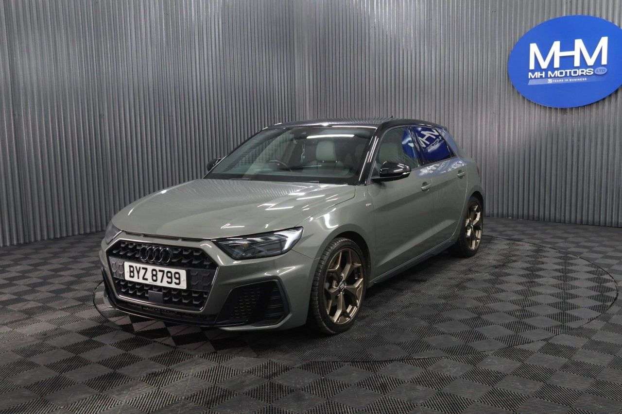 A 2019 AUDI A1 1.5 TFSI 35 S line Style Edition Sportback 5dr Petrol Manual Euro 6 (s/s) ( A 2019 AUDI A1 1.5 TFSI 35 S line Style Edition Sportback 5dr Petrol Manual Euro 6 (s/s) (