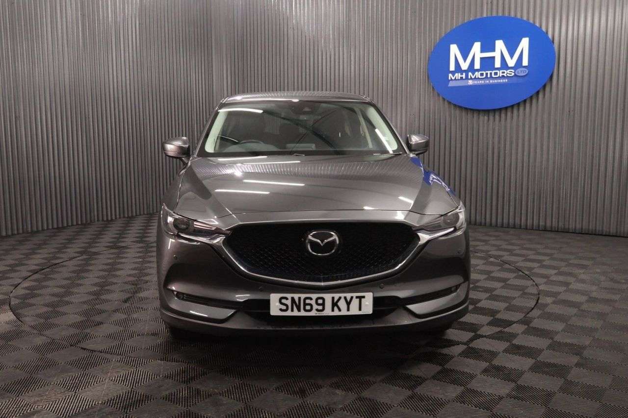 A 2019 MAZDA CX-5 2.0 SKYACTIV-G SE-L Nav+ SUV 5dr Petrol Manual Euro 6 (s/s) (165 ps) LONG M A 2019 MAZDA CX-5 2.0 SKYACTIV-G SE-L Nav+ SUV 5dr Petrol Manual Euro 6 (s/s) (165 ps) LONG M