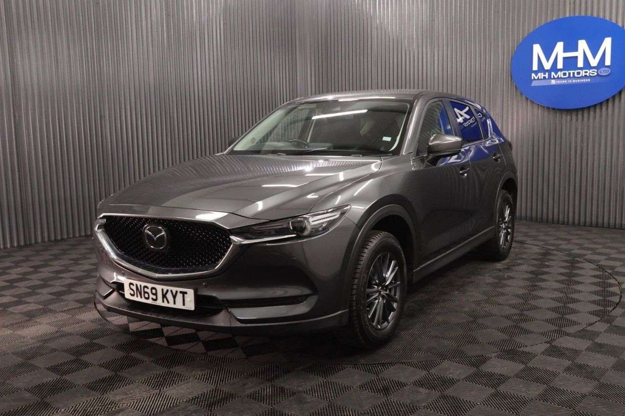 A 2019 MAZDA CX-5 2.0 SKYACTIV-G SE-L Nav+ SUV 5dr Petrol Manual Euro 6 (s/s) (165 ps) LONG M A 2019 MAZDA CX-5 2.0 SKYACTIV-G SE-L Nav+ SUV 5dr Petrol Manual Euro 6 (s/s) (165 ps) LONG M