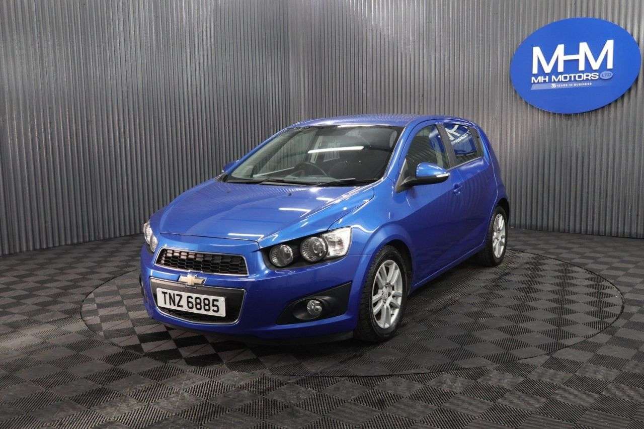 A 2014 CHEVROLET AVEO 1.4 LTZ Hatchback 5dr Petrol Auto Euro 5 (100 ps) LOVELY LOW MILEAGE CAR / A 2014 CHEVROLET AVEO 1.4 LTZ Hatchback 5dr Petrol Auto Euro 5 (100 ps) LOVELY LOW MILEAGE CAR /