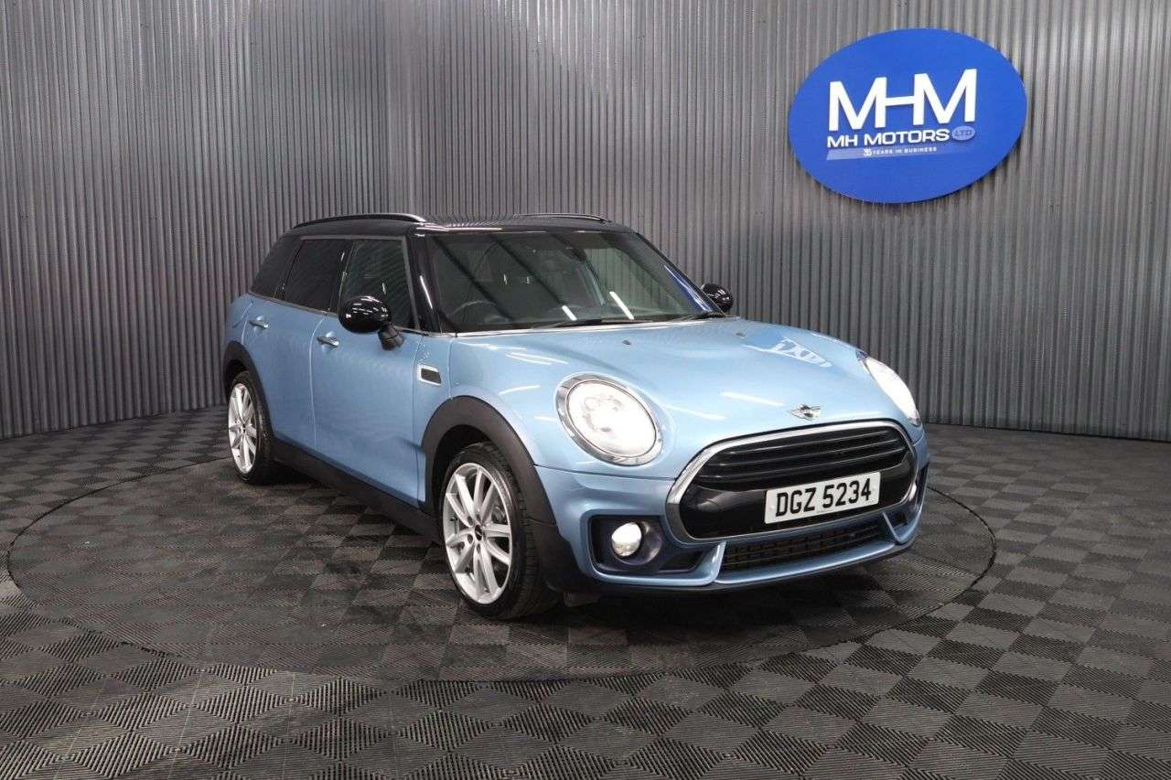 A 2016 MINI CLUBMAN 1.5 Cooper Estate 6dr Petrol Manual Euro 6 (s/s) (136 ps) ECONOMICAL 6 SPEE A 2016 MINI CLUBMAN 1.5 Cooper Estate 6dr Petrol Manual Euro 6 (s/s) (136 ps) ECONOMICAL 6 SPEE