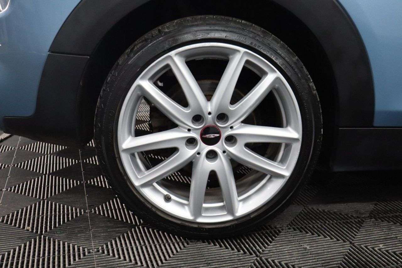 2016 MINI CLUBMAN 2016 MINI CLUBMAN