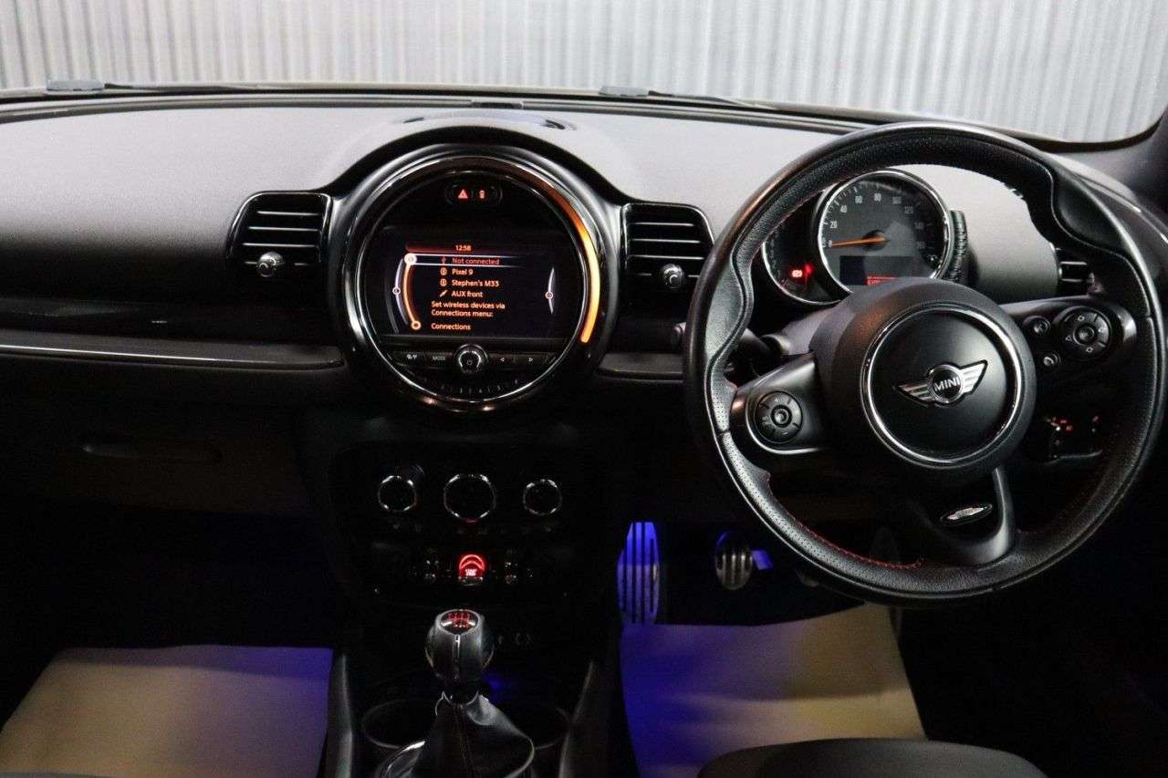 2016 MINI CLUBMAN 2016 MINI CLUBMAN