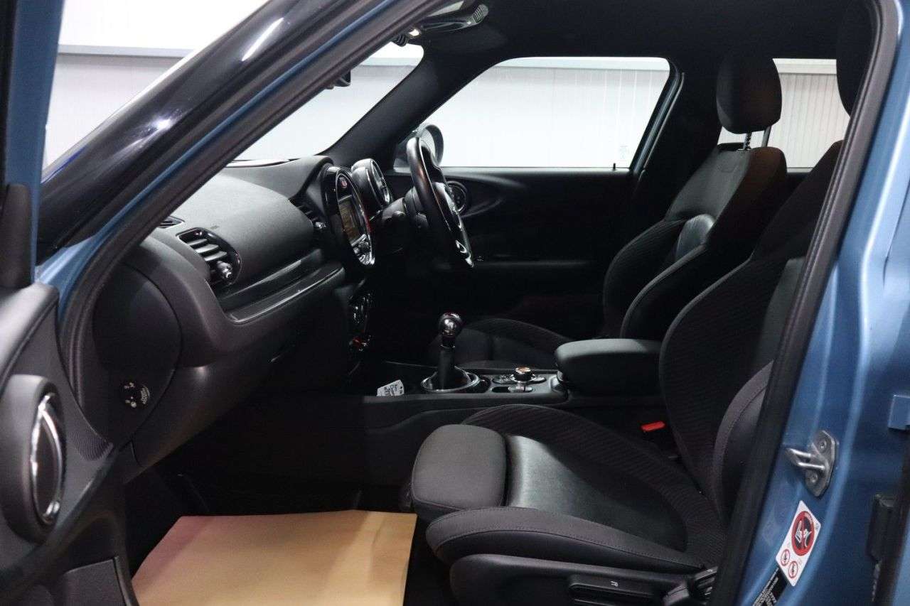 2016 MINI CLUBMAN 2016 MINI CLUBMAN