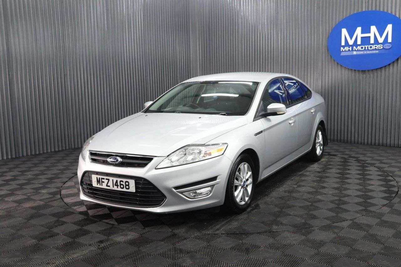 A 2012 FORD MONDEO 2.0 TDCi Zetec Hatchback 5dr Diesel Manual Euro 5 (140 ps) PARKING SENSORS A 2012 FORD MONDEO 2.0 TDCi Zetec Hatchback 5dr Diesel Manual Euro 5 (140 ps) PARKING SENSORS