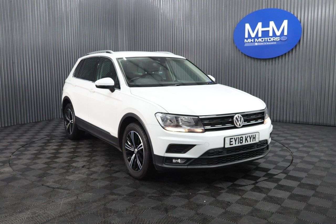A 2018 VOLKSWAGEN TIGUAN 2.0 TDI SE Navigation SUV 5dr Diesel Manual Euro 6 (s/s) (150 ps) LONG MOT A 2018 VOLKSWAGEN TIGUAN 2.0 TDI SE Navigation SUV 5dr Diesel Manual Euro 6 (s/s) (150 ps) LONG MOT