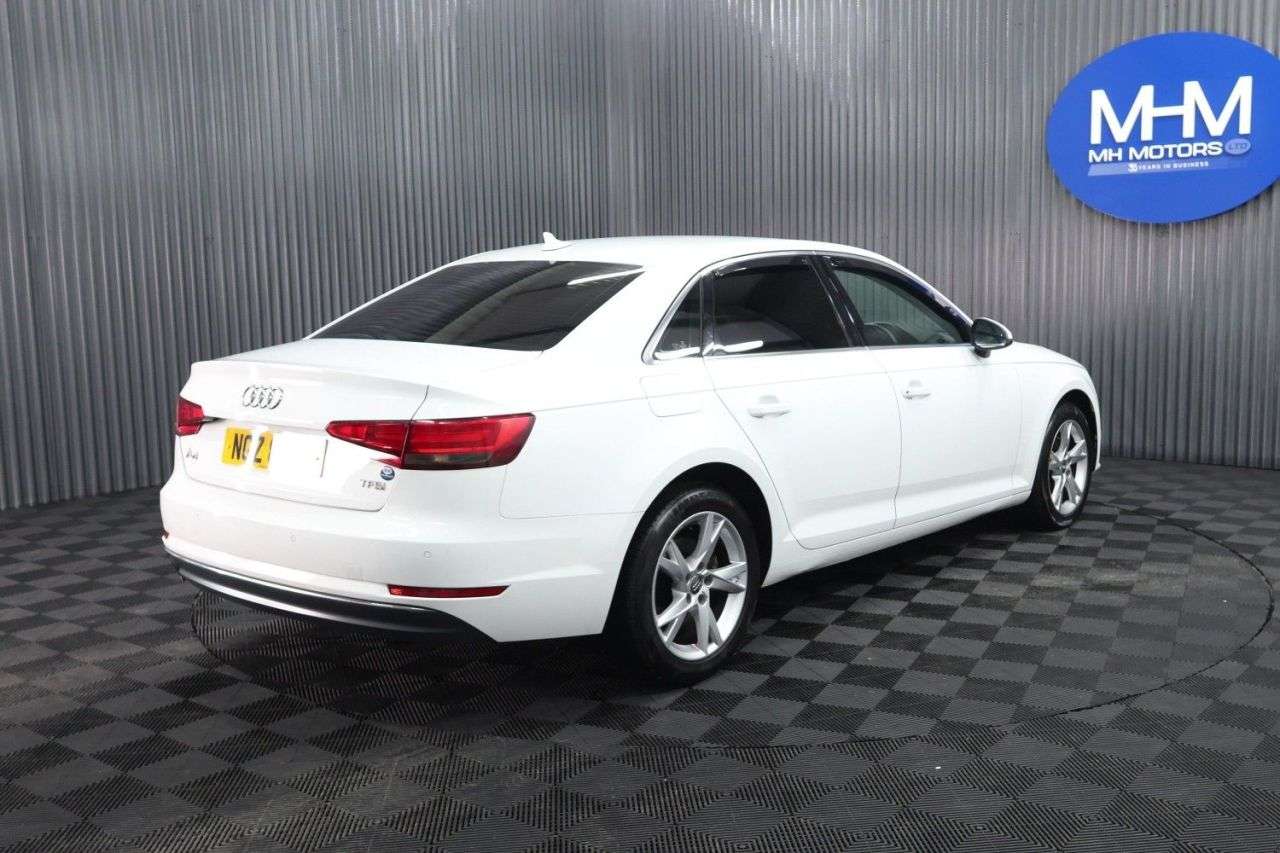 2017 AUDI A4 2017 AUDI A4