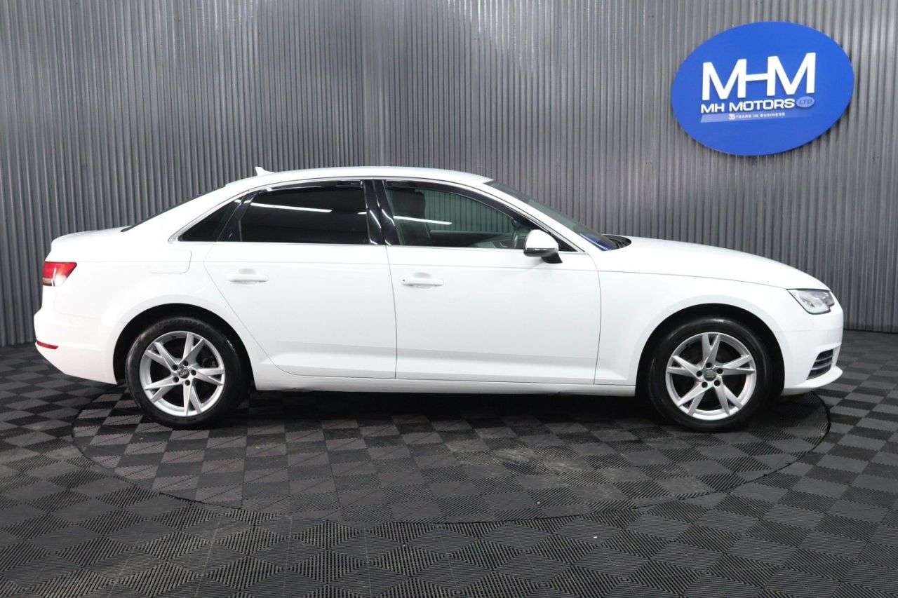 2017 AUDI A4 2017 AUDI A4