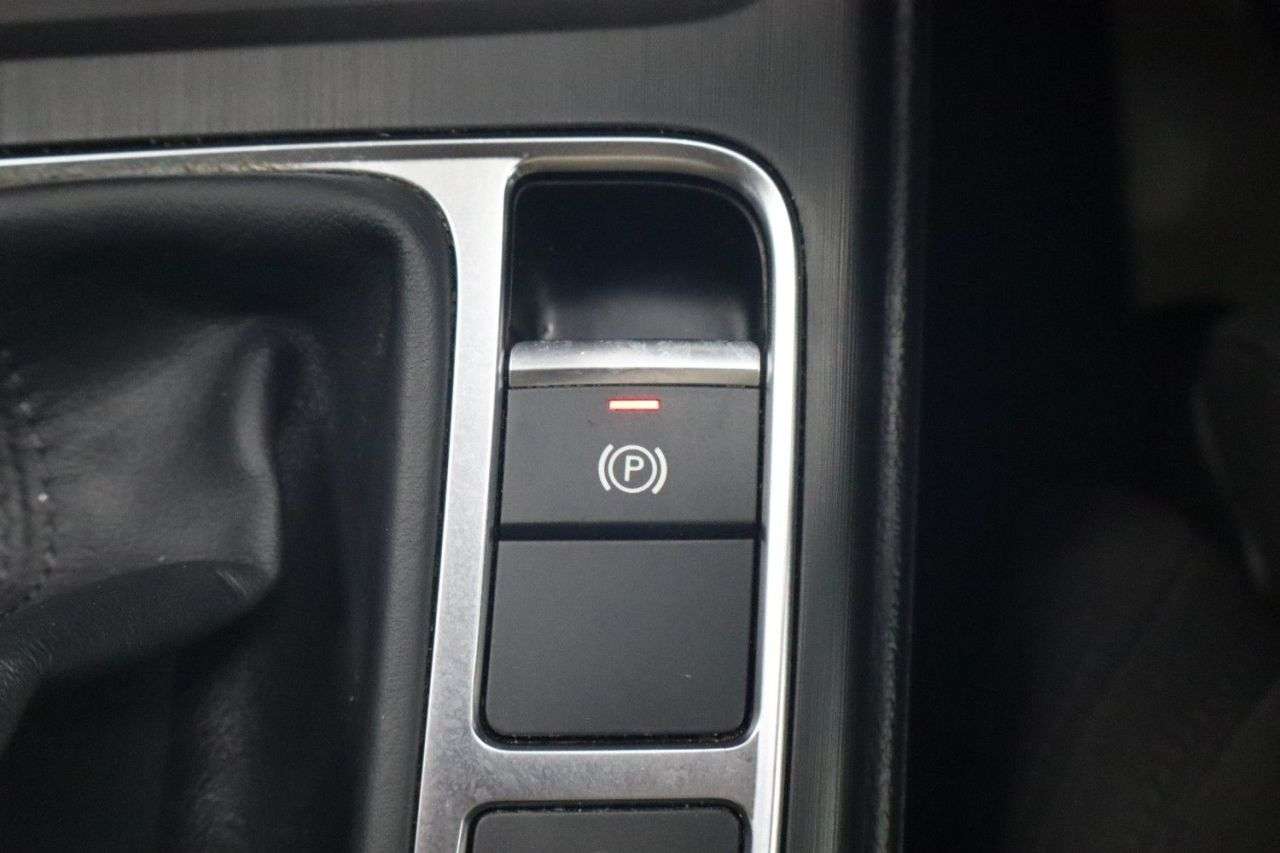 2017 AUDI A4 2017 AUDI A4