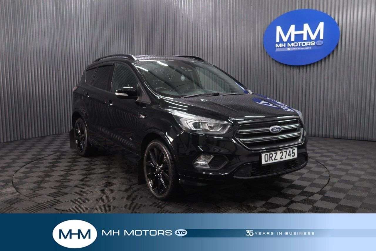 A 2018 FORD KUGA 2.0 TDCi ST-Line X SUV 5dr Diesel Manual AWD Euro 6 (s/s) (180 ps) LONG MOT A 2018 FORD KUGA 2.0 TDCi ST-Line X SUV 5dr Diesel Manual AWD Euro 6 (s/s) (180 ps) LONG MOT