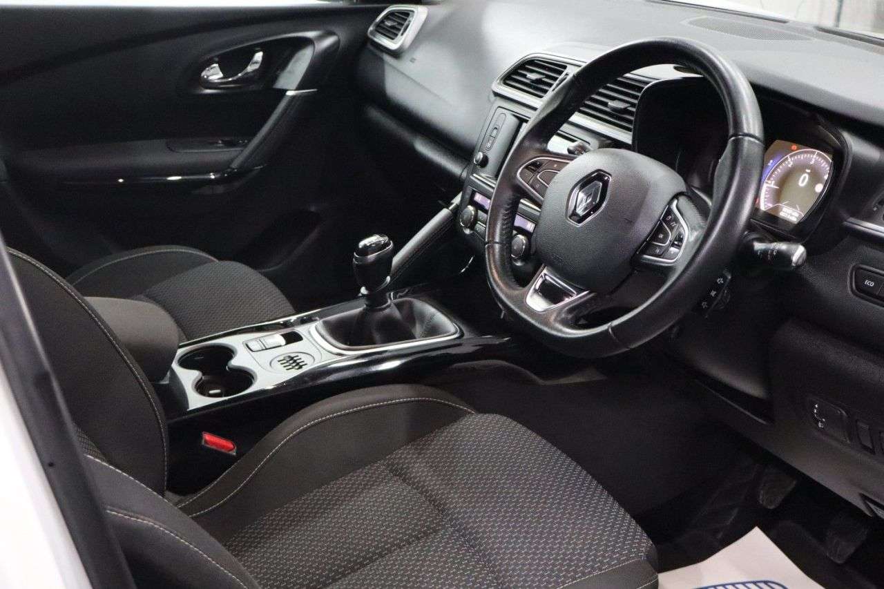 2016 RENAULT KADJAR 2016 RENAULT KADJAR