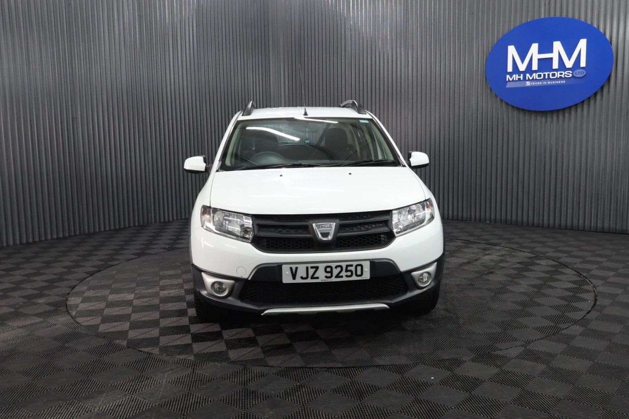 A 2014 DACIA SANDERO STEPWAY 1.5 dCi Ambiance Hatchback 5dr Diesel Manual Euro 5 (90 ps) LONG MOT / ONLY A 2014 DACIA SANDERO STEPWAY 1.5 dCi Ambiance Hatchback 5dr Diesel Manual Euro 5 (90 ps) LONG MOT / ONLY