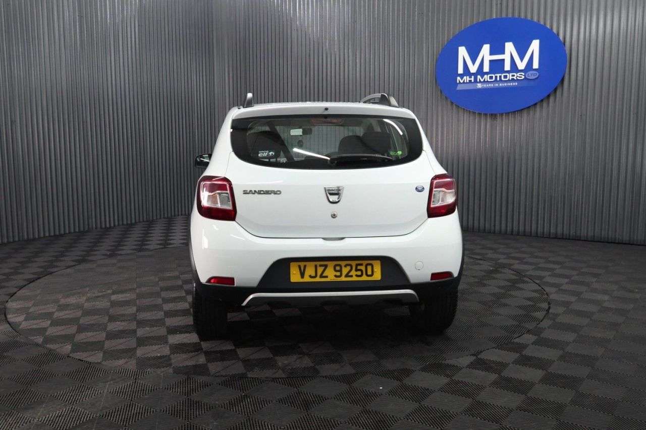 2014 DACIA SANDERO STEPWAY 2014 DACIA SANDERO STEPWAY