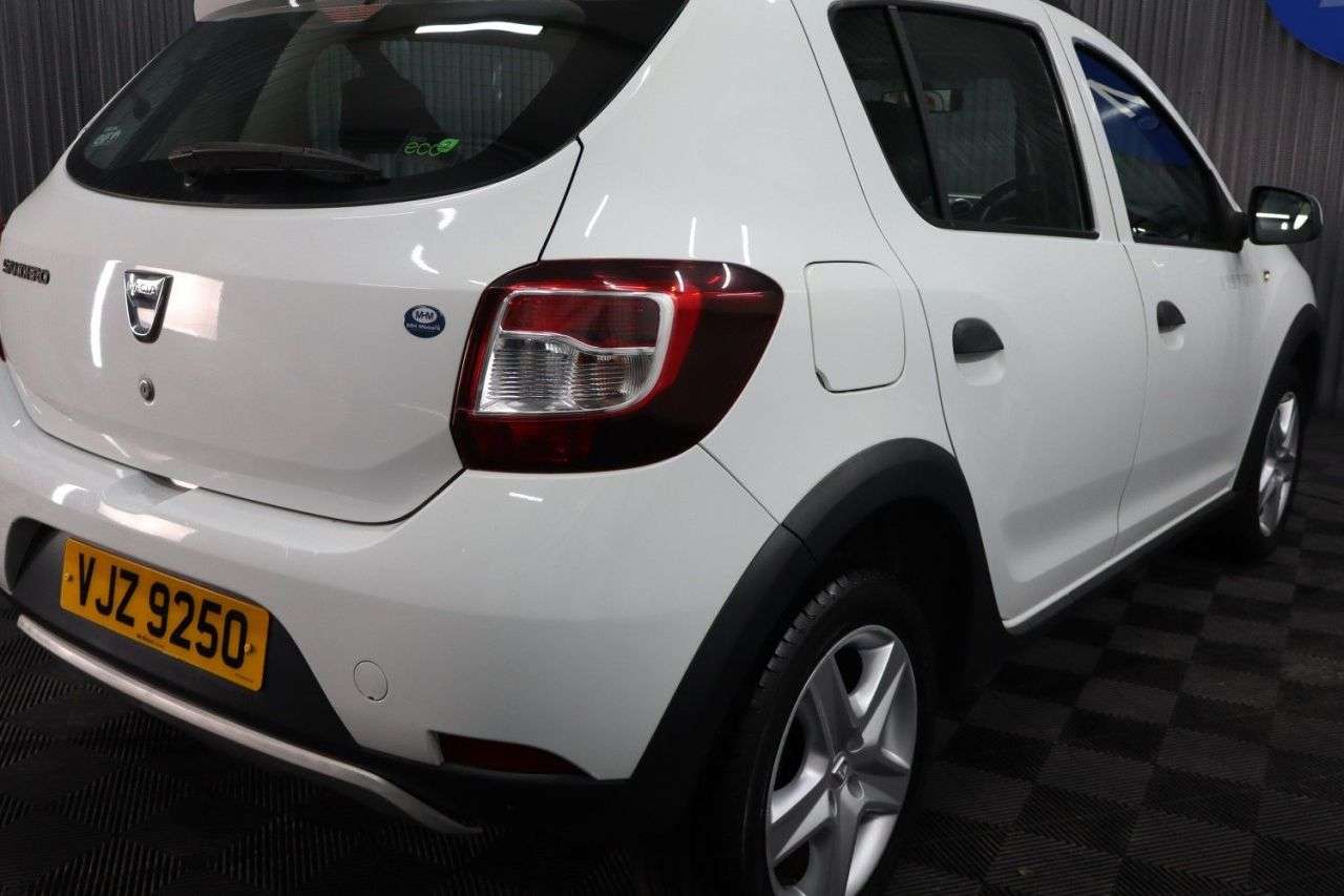 2014 DACIA SANDERO STEPWAY 2014 DACIA SANDERO STEPWAY