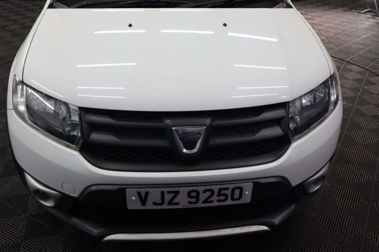 2014 DACIA SANDERO STEPWAY 2014 DACIA SANDERO STEPWAY
