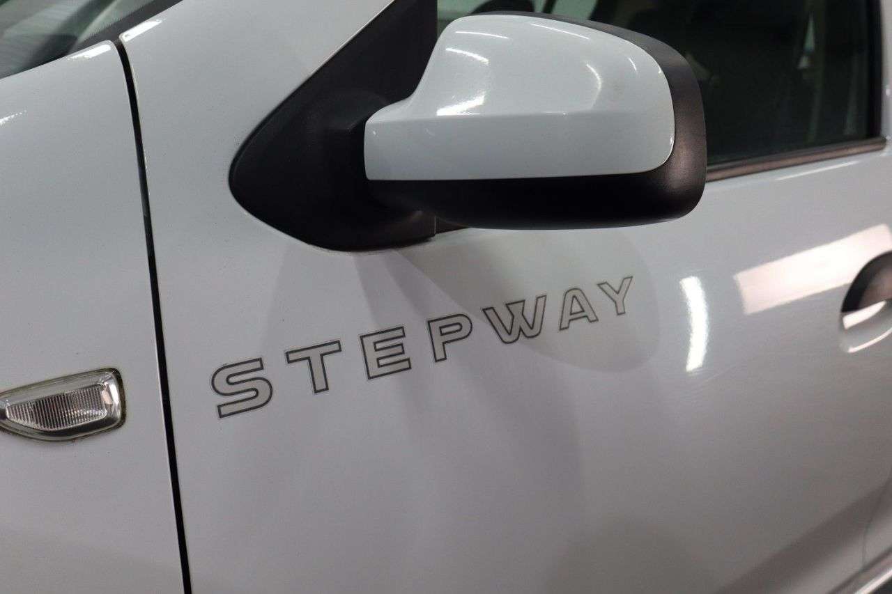 2014 DACIA SANDERO STEPWAY 2014 DACIA SANDERO STEPWAY