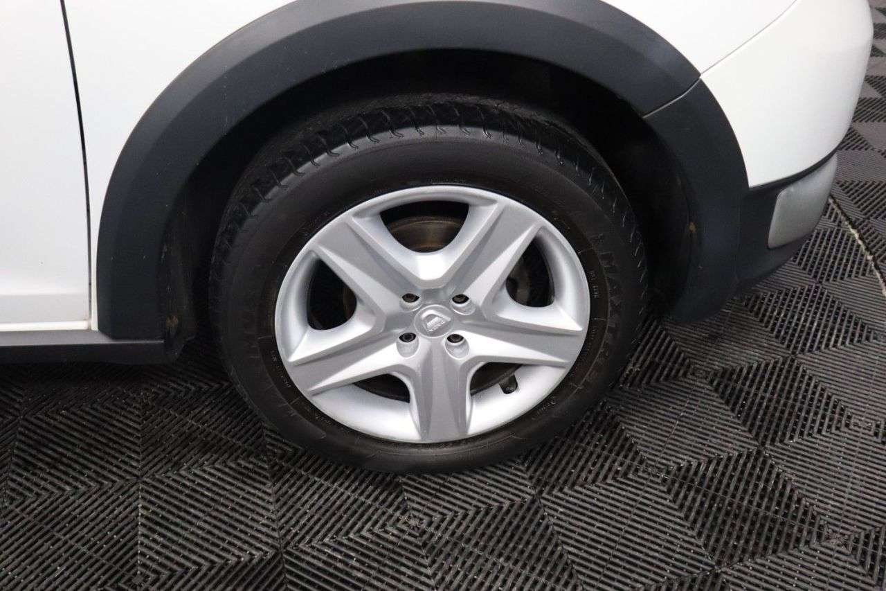 2014 DACIA SANDERO STEPWAY 2014 DACIA SANDERO STEPWAY