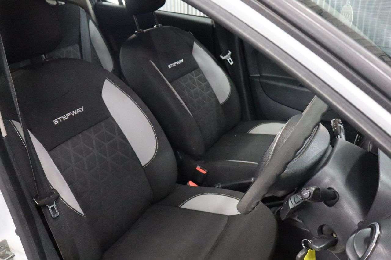 2014 DACIA SANDERO STEPWAY 2014 DACIA SANDERO STEPWAY