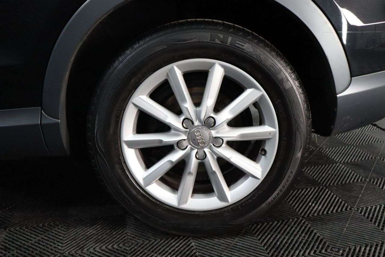 2013 AUDI Q3 2013 AUDI Q3