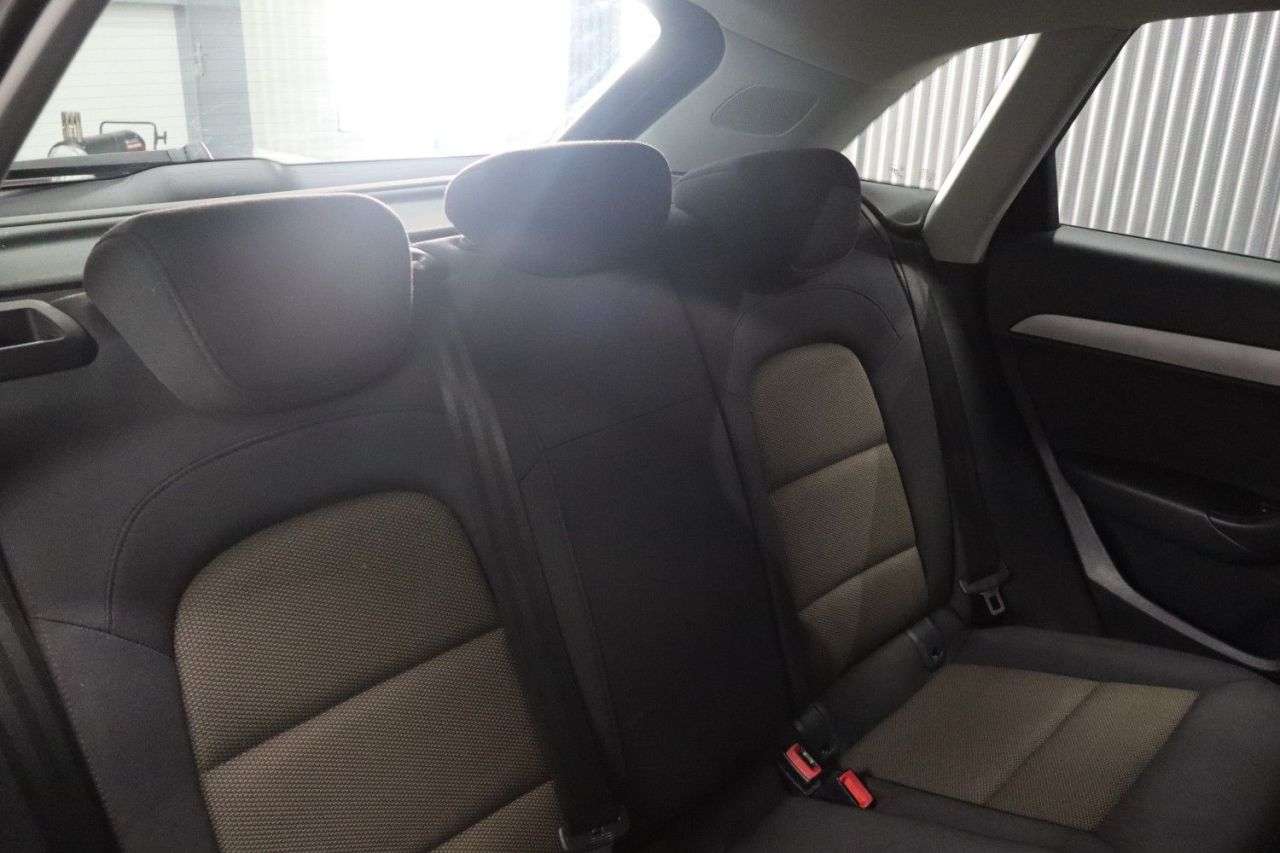 2013 AUDI Q3 2013 AUDI Q3