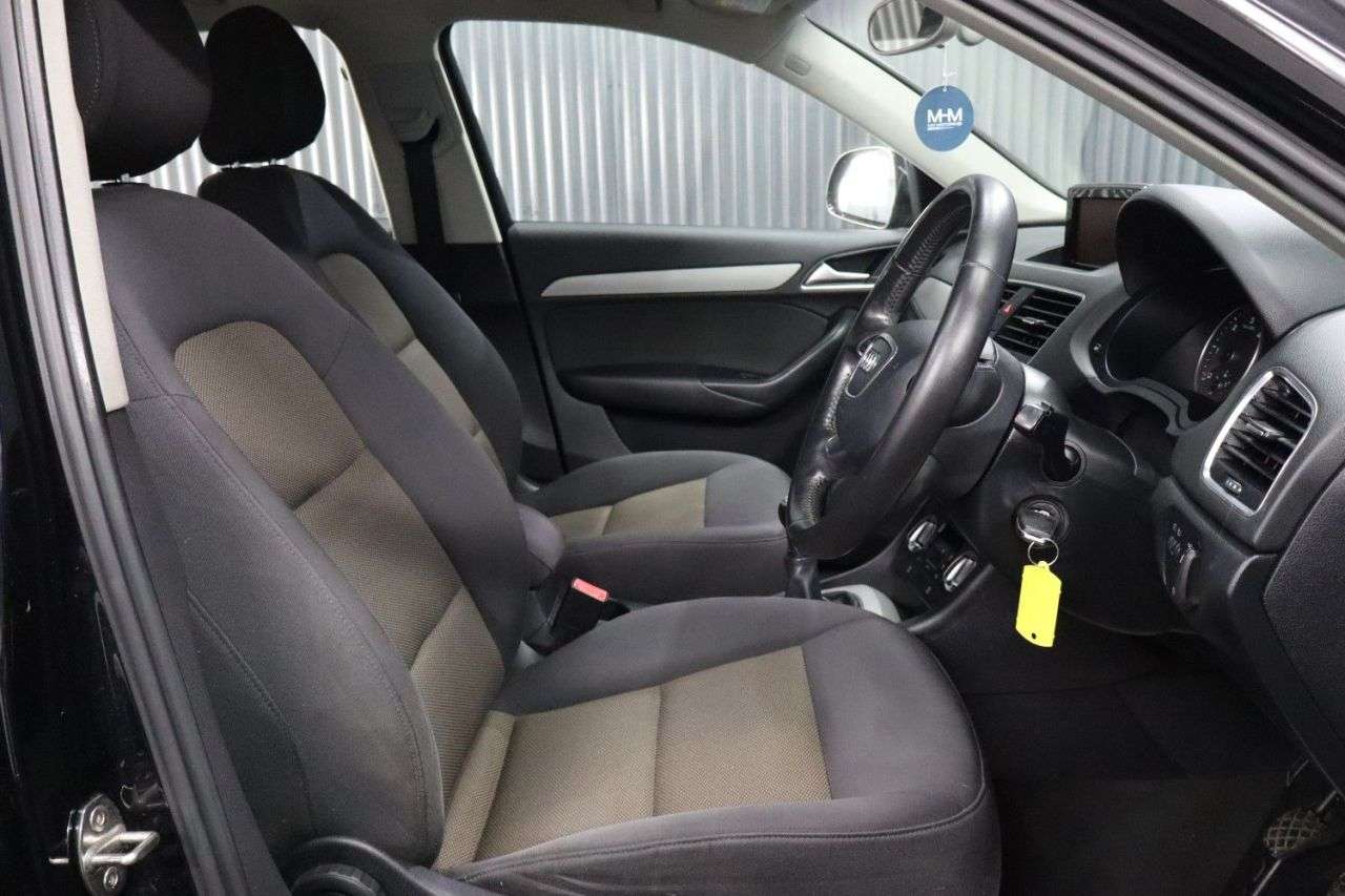 2013 AUDI Q3 2013 AUDI Q3