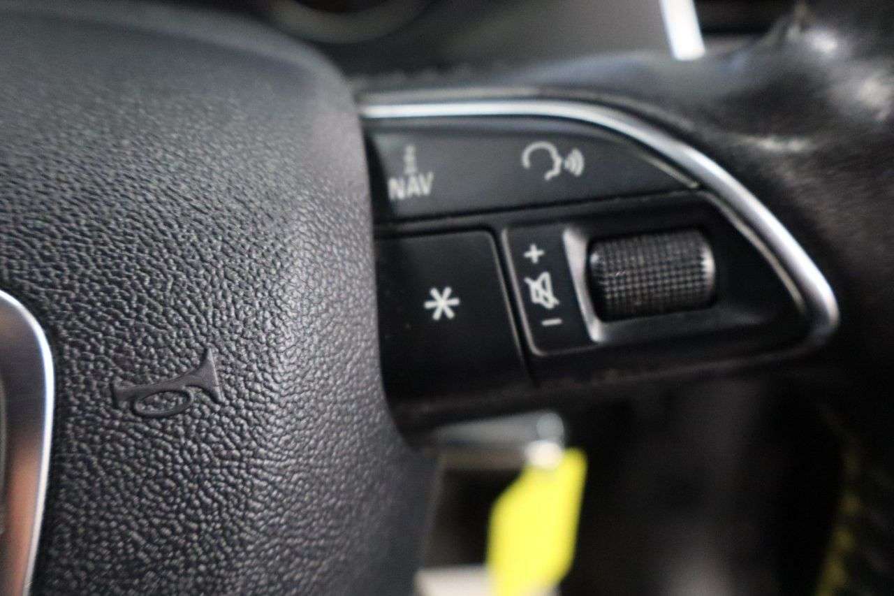 2013 AUDI Q3 2013 AUDI Q3