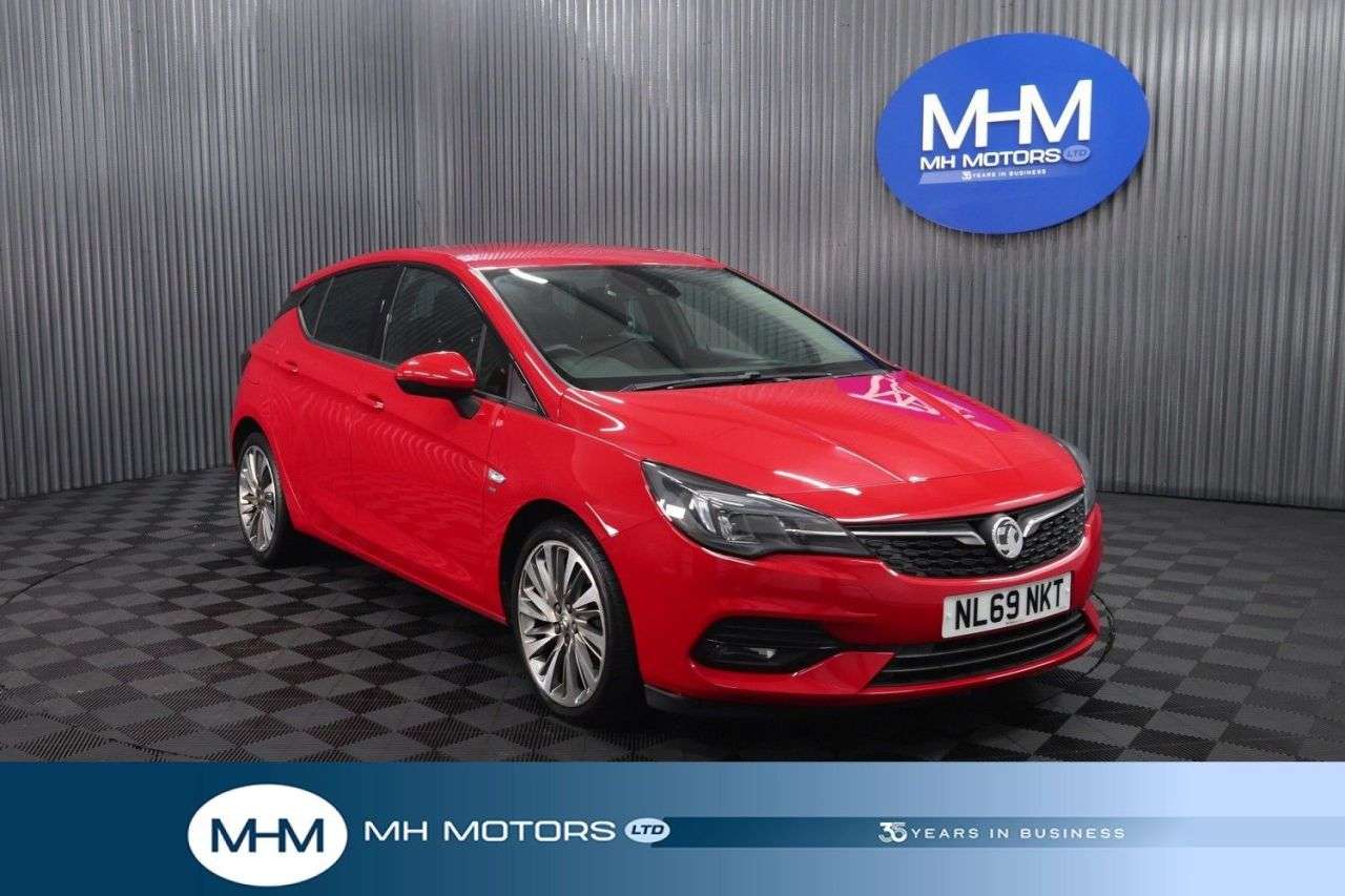 A 2019 VAUXHALL ASTRA 1.5 Turbo D SRi VX Line Nav Hatchback 5dr Diesel Manual Euro 6 (s/s) (122 p A 2019 VAUXHALL ASTRA 1.5 Turbo D SRi VX Line Nav Hatchback 5dr Diesel Manual Euro 6 (s/s) (122 p