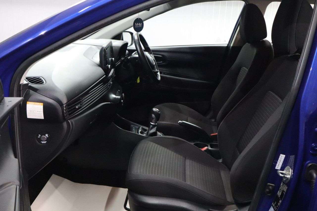 2021 HYUNDAI I20 2021 HYUNDAI I20