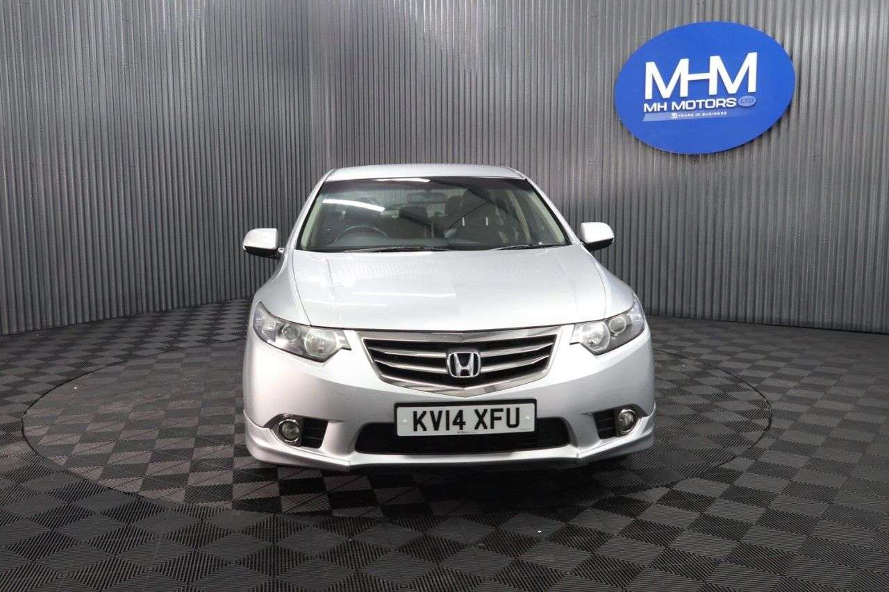 A 2014 HONDA ACCORD 2.2 i-DTEC ES GT Saloon 4dr Diesel Manual Euro 5 (150 ps) 2 KEYS / SCARCE G A 2014 HONDA ACCORD 2.2 i-DTEC ES GT Saloon 4dr Diesel Manual Euro 5 (150 ps) 2 KEYS / SCARCE G