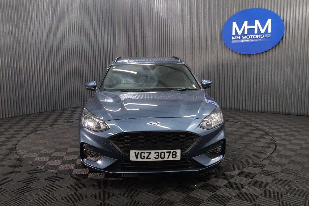A 2021 FORD FOCUS 1.5 EcoBlue ST-Line Estate 5dr Diesel Manual Euro 6 (s/s) (120 ps) FULL SER A 2021 FORD FOCUS 1.5 EcoBlue ST-Line Estate 5dr Diesel Manual Euro 6 (s/s) (120 ps) FULL SER