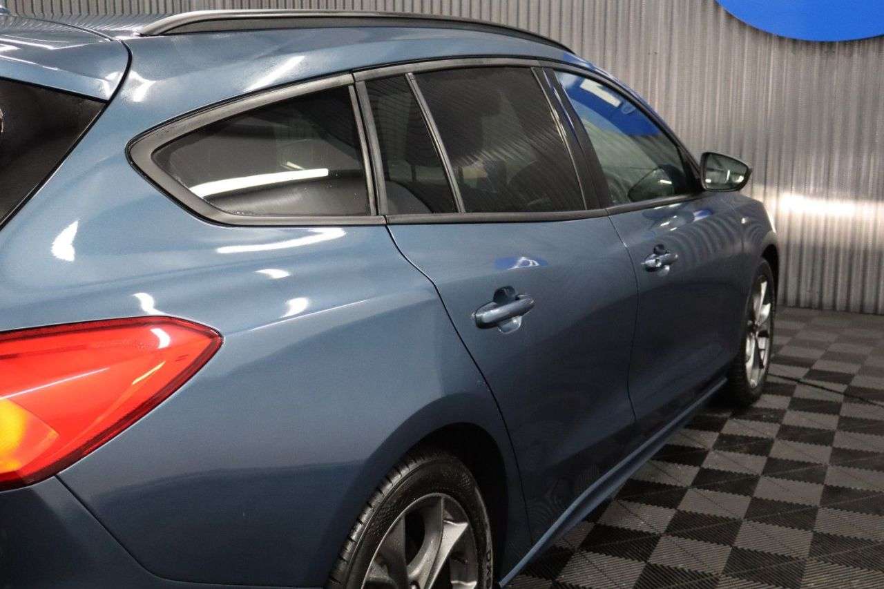 2021 FORD FOCUS 2021 FORD FOCUS