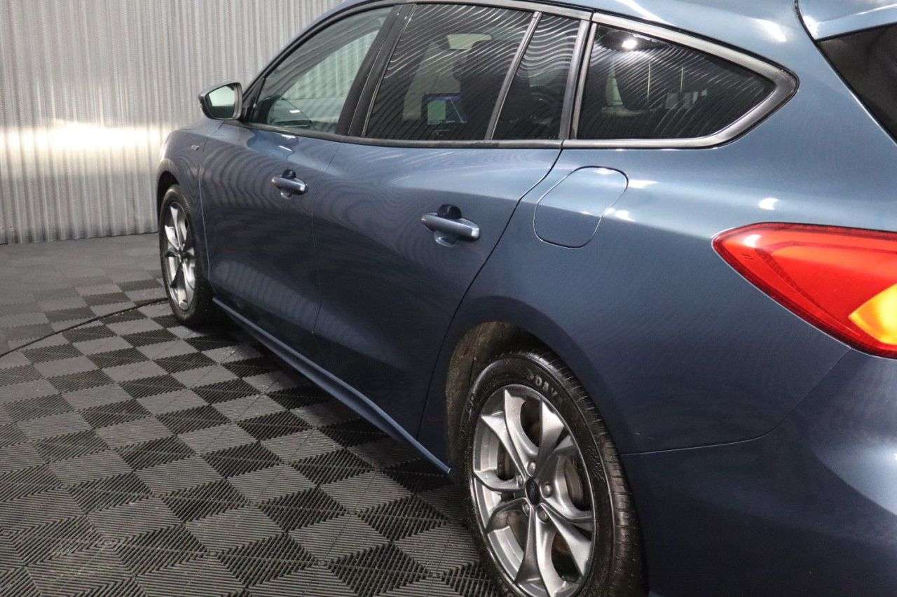 2021 FORD FOCUS 2021 FORD FOCUS