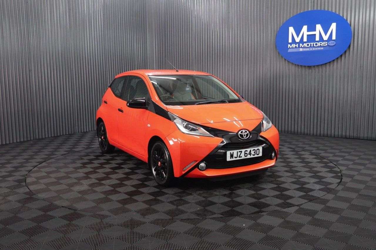 A 2014 TOYOTA AYGO 1.0 VVT-i x-cite Hatchback 5dr Petrol Manual Euro 5 Euro 5 (68 ps) LOW INSU A 2014 TOYOTA AYGO 1.0 VVT-i x-cite Hatchback 5dr Petrol Manual Euro 5 Euro 5 (68 ps) LOW INSU
