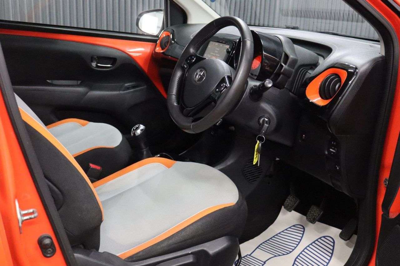 2014 TOYOTA AYGO 2014 TOYOTA AYGO