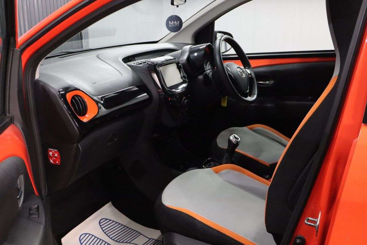 2014 TOYOTA AYGO 2014 TOYOTA AYGO